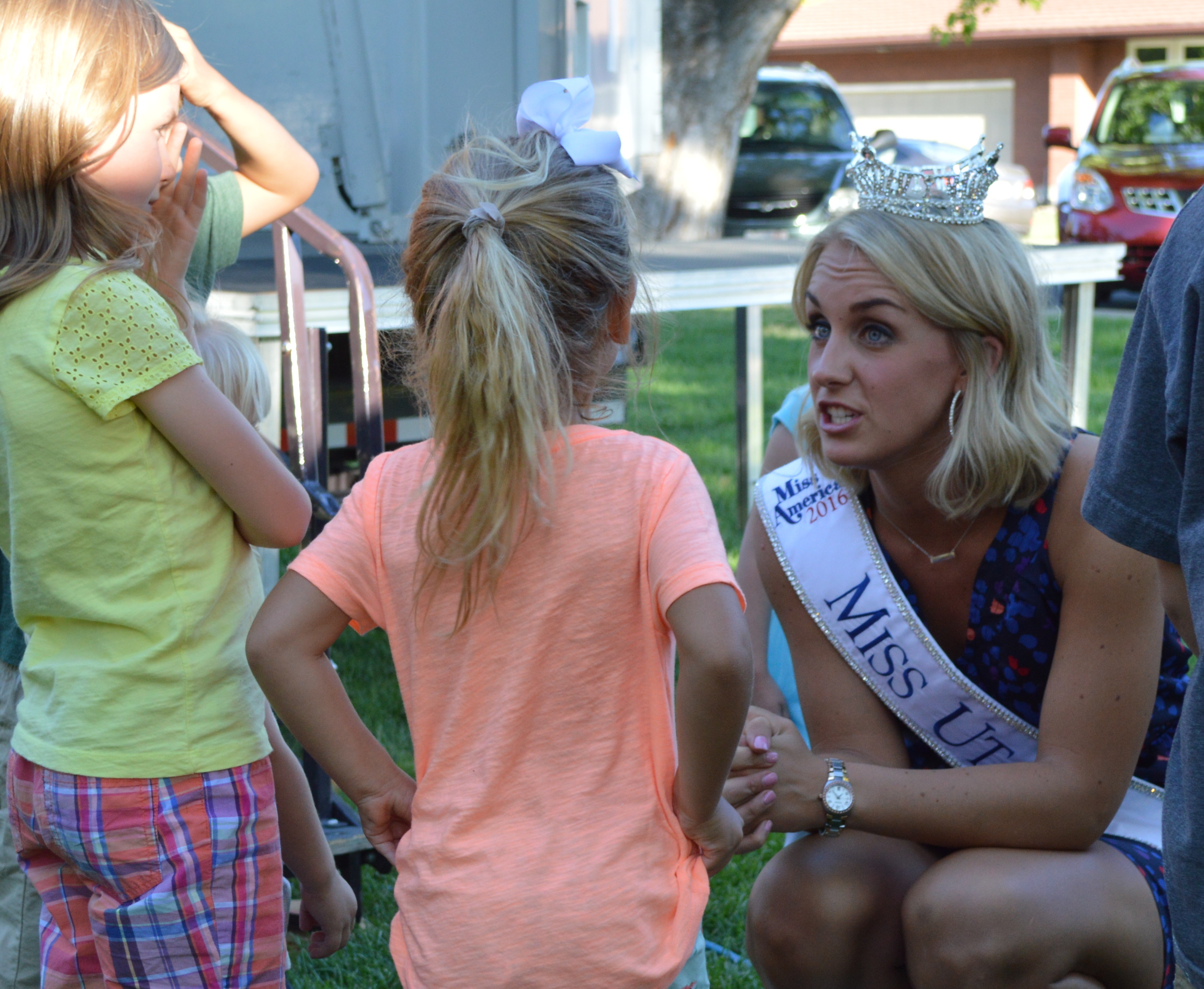 Miss Utah, Lauren Wilson, meets some star-struck fans at the Jeff Hinton Concert. Photo: Nicole Kunze