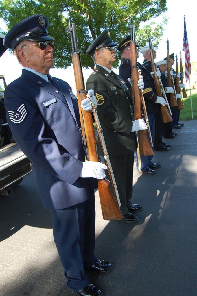 Veterans’ Color Guard. Photo: Cavett Ishihara